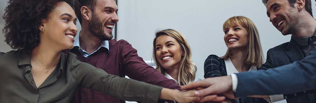 02 Prioritize teamwork over solo efforts